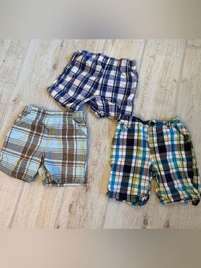Set 3 Plaid Shorts- 24m & 3T